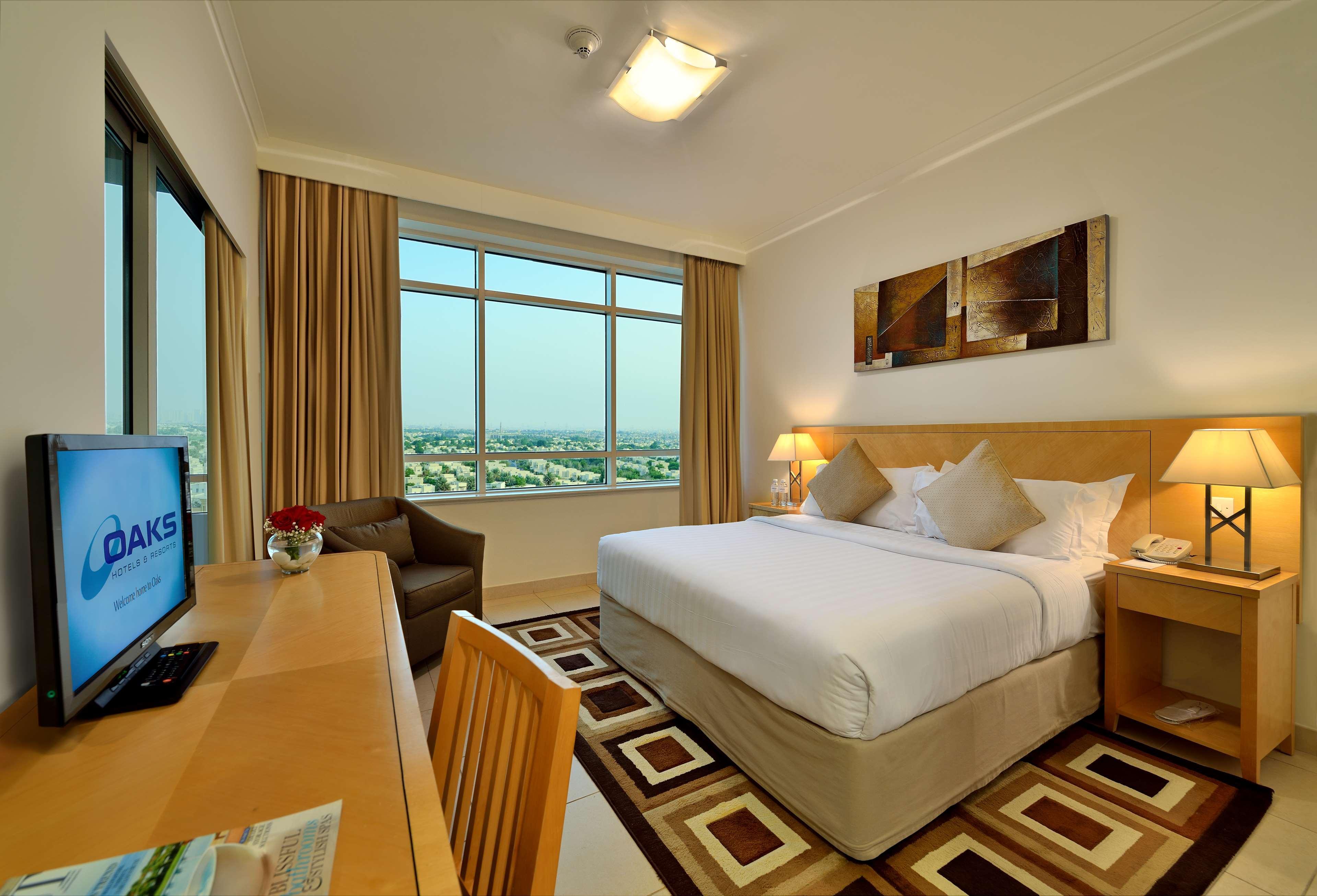 דובאי Oaks Liwa Heights Hotel Suites מראה חיצוני תמונה